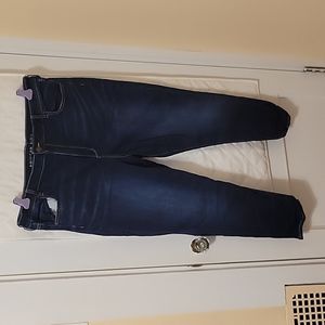 American Eagle High-Rise Jegging